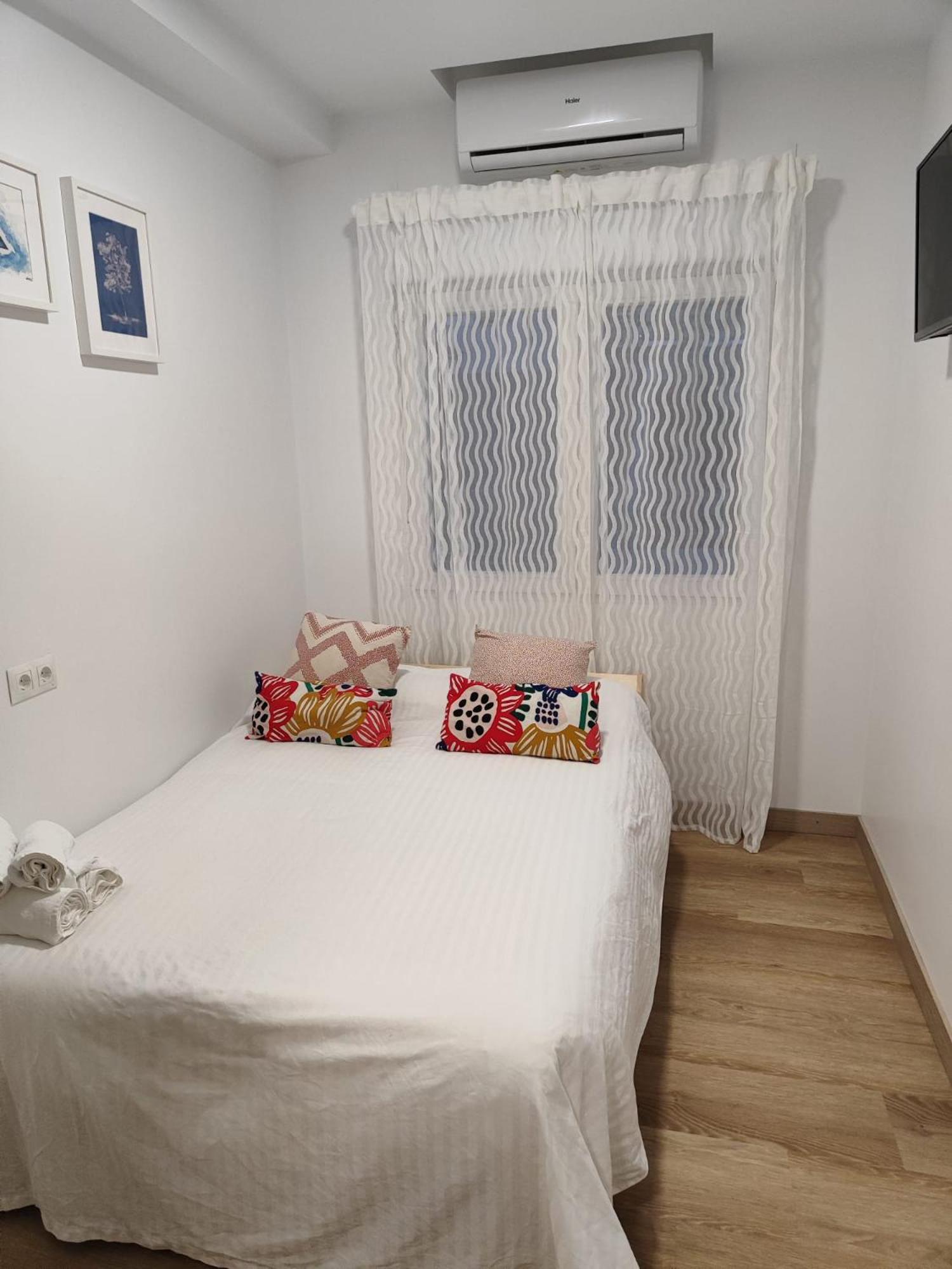 Apartamento Khors Málaga Exterior foto
